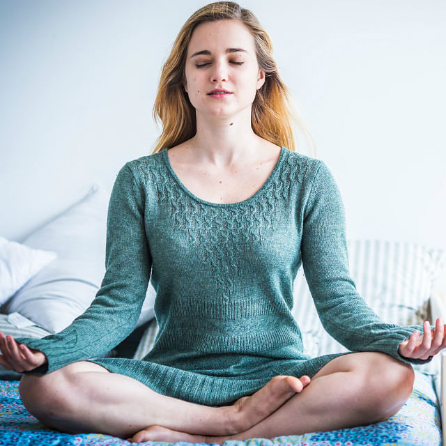 4 easy solutions for busy women who have no time for meditation m.jpg